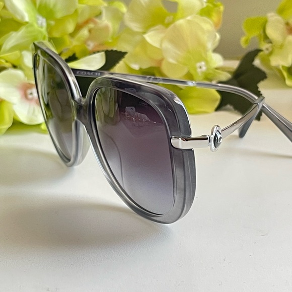 Coach Elegant grey /blue Sunglasses - Picture 5 of 8